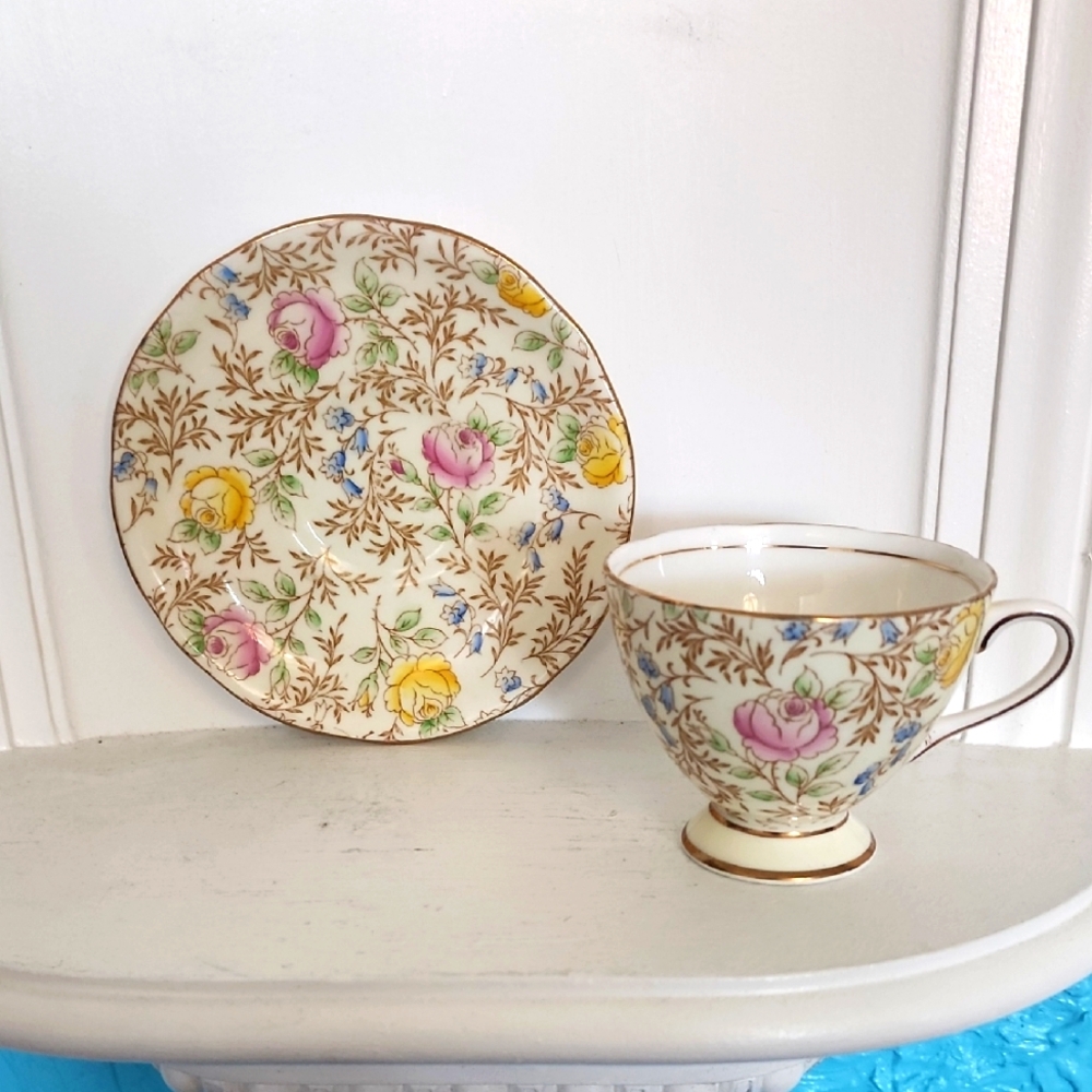Royal Stafford Tea Cup & Saucer Floral Pattern England 1940s
